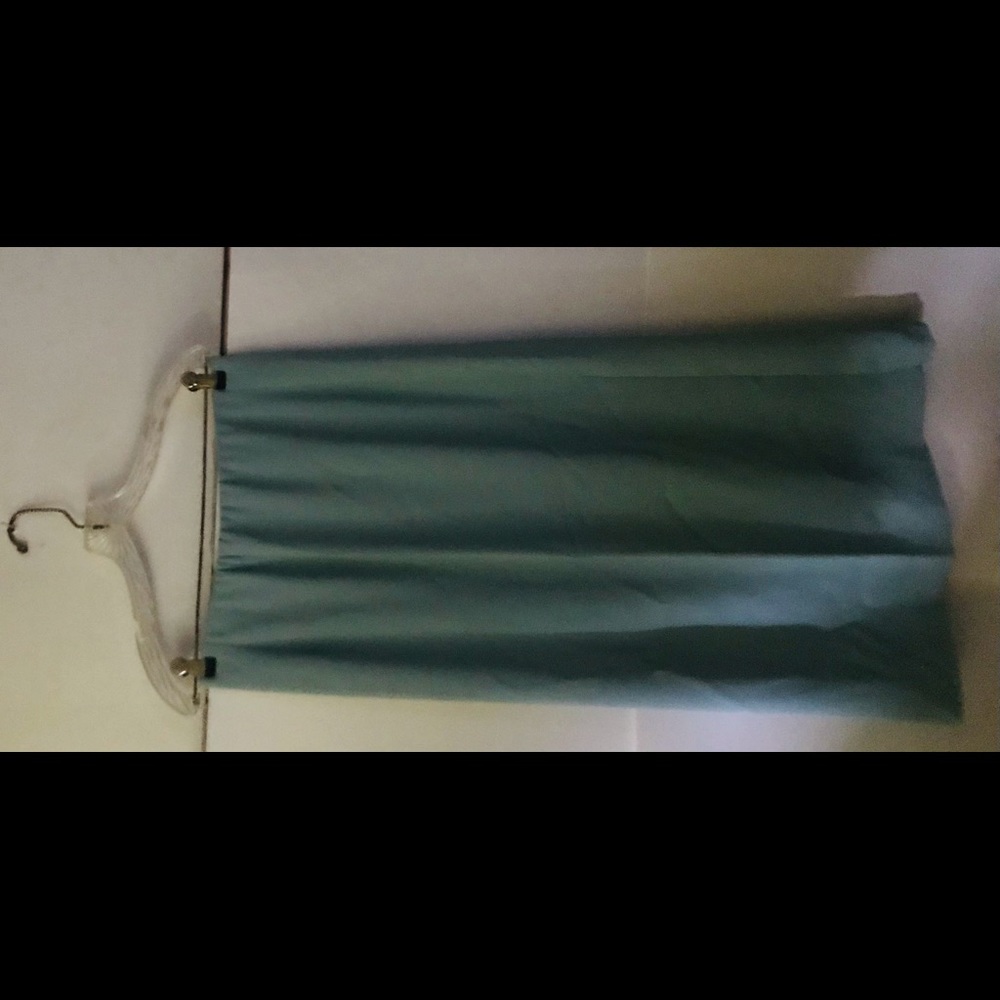 New Garfield and Marks Petite Skirt size 14 made in New York City, USA turquoise